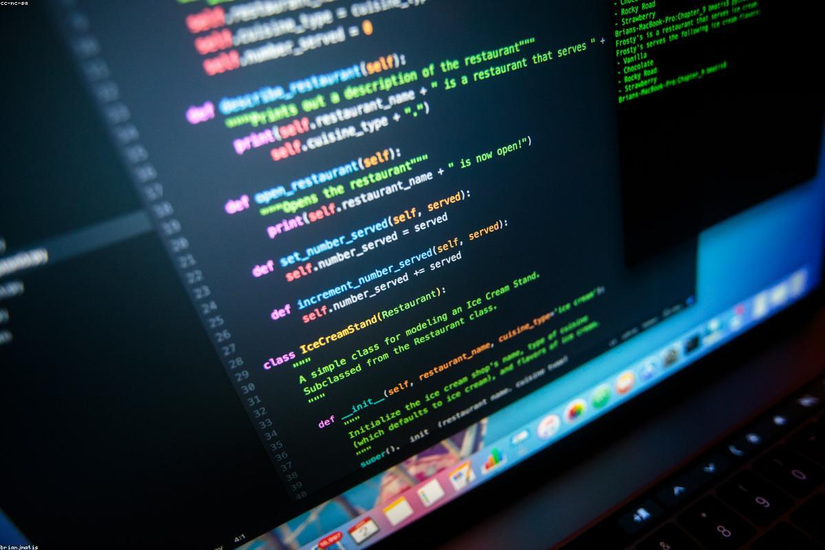 Imagem ilustrativa de FGV oferece curso gratuito de Introdução ao Python com certificado em 2026