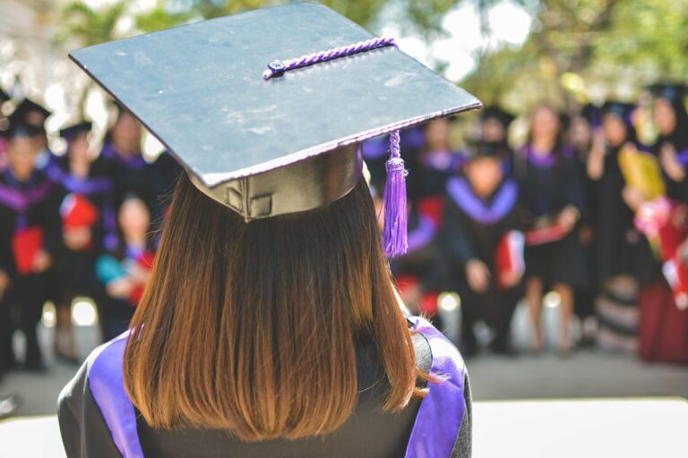Universidade Aberta do Brasil oferece graduação EAD gratuita em 2026